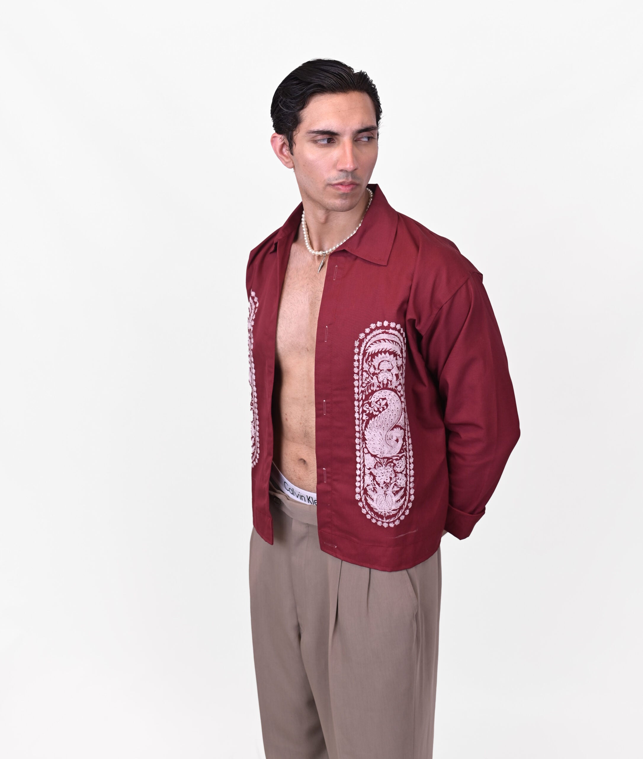 ZAKOOTA JIN SHACKET